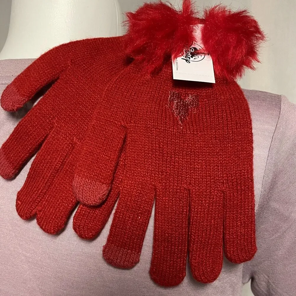 Disney Parks Best Day Ever Magic Kingdom Knitted Castle Winter Pom Pom Gloves